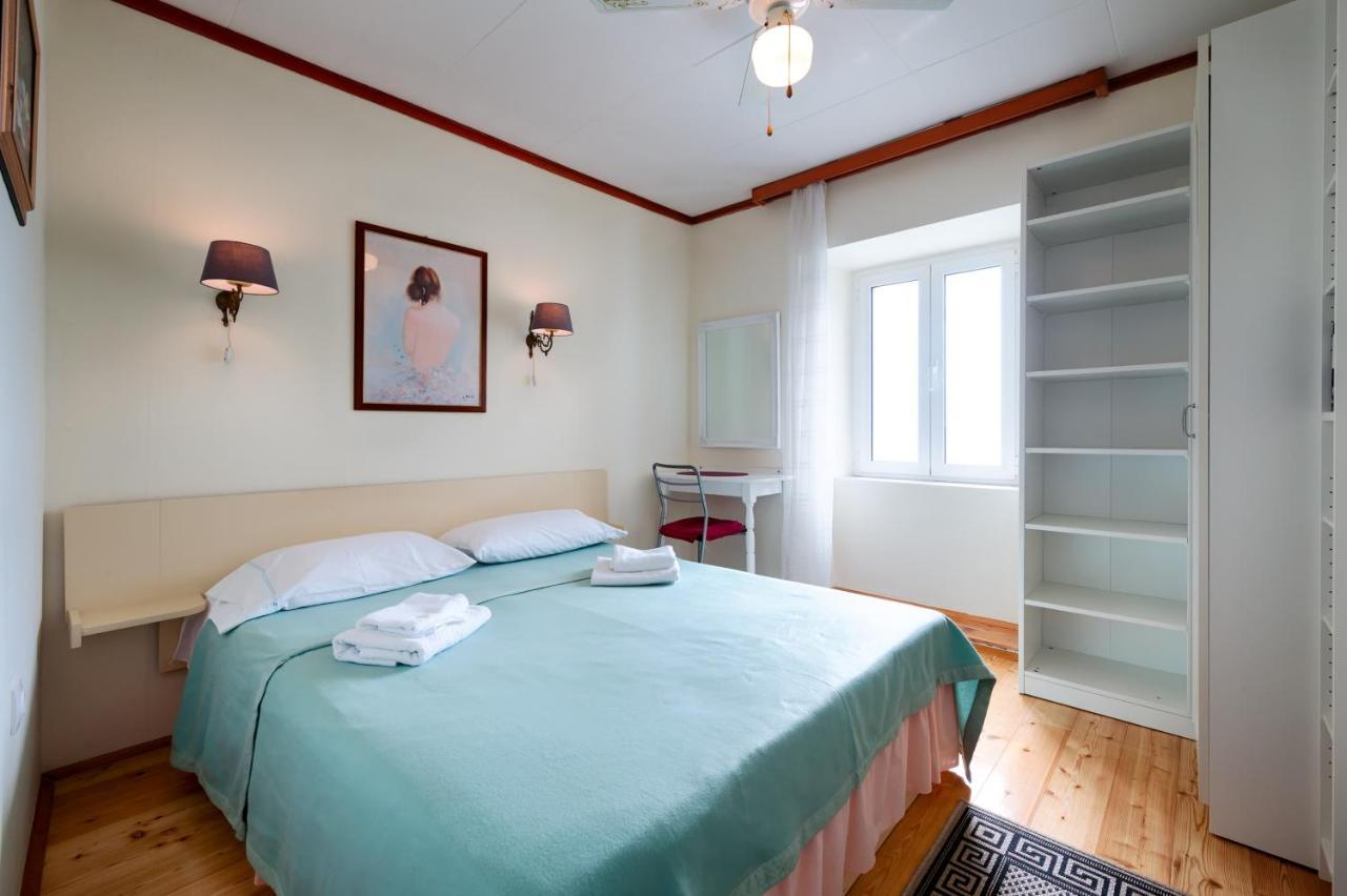 Apartments And Rooms By The Sea Komiza, Vis - 2431 Exterior photo